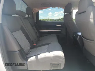 2017 Toyota Tundra 2WD SR5 with VIN 5TFEW5F11HX226536, listed as a Copart auction lot 60956384 with 113,393 mi miles and Salvage Title. Bid and sale history available at carsss.com. Image 10.