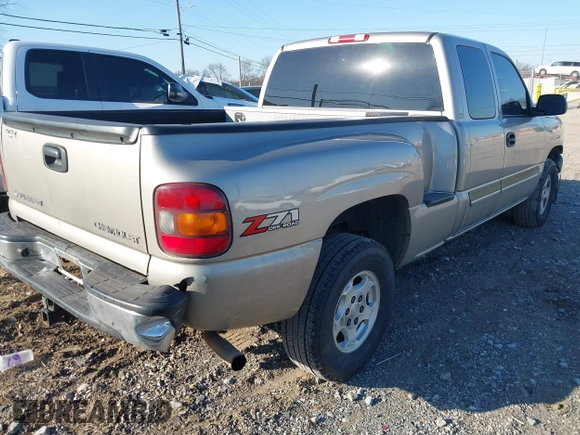 2003 Chevrolet Silverado 1500 with VIN 2GCEK19T531118735, listed as a IAAI auction lot 41706782 with 166,047 mi miles. Bid and sale history available at carsss.com. Image 4.