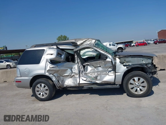 2008 Mercury Mountaineer with VIN 4M2EU37E48UJ11663, listed as a IAAI auction lot 40597793 with 86,790 mi miles. Bid and sale history available at carsss.com. Image 6.