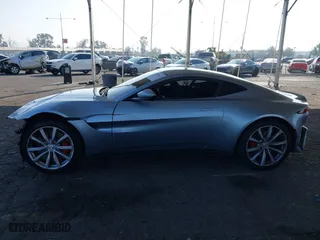 2020 Aston Martin Vantage with VIN SCFSMGAW5LGN03383, listed as a IAAI auction lot 41000569 with 35,311 mi miles. Bid and sale history available at carsss.com. Image 15.