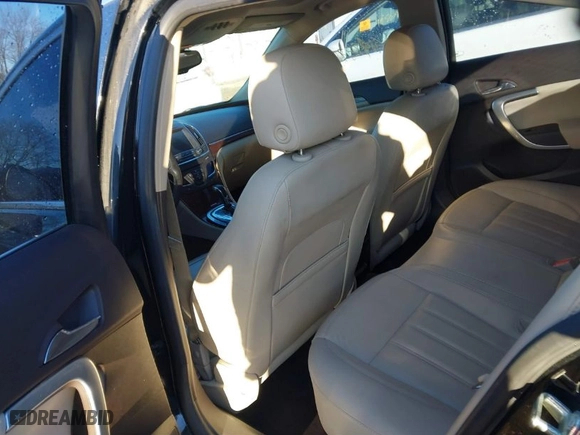 2017 Buick Regal Sport Touring with VIN 2G4GL5EX1H9127197, listed as a IAAI auction lot 41427759 with 66,784 mi miles. Bid and sale history available at carsss.com. Image 8.