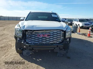 2020 GMC Yukon Denali with VIN 1GKS2CKJ3LR260455, listed as a IAAI auction lot 41690495 with 92,498 mi miles. Bid and sale history available at carsss.com. Image 12.