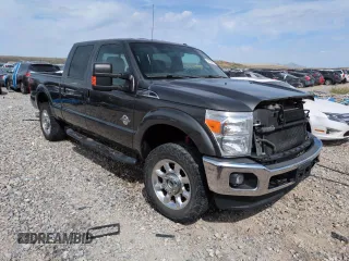 2015 Ford F-350 Platinum with VIN 1FT8W3BT3FEA11466, listed as a Copart auction lot 54264375 with 111,525 mi miles and Salvage Title. Bid and sale history available at DreamBid. Image 4.