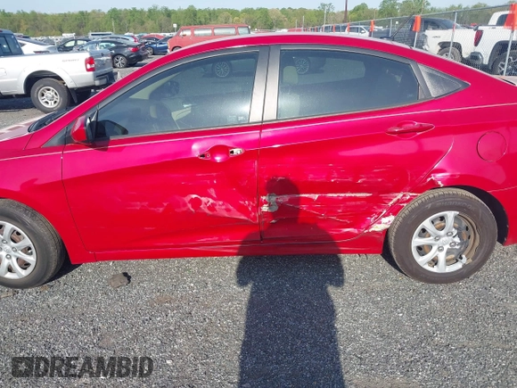 2014 Hyundai Accent GLS with VIN KMHCT4AE1EU739427, listed as a IAAI auction lot 42101934 with 29,298 mi miles and . Bid and sale history available at carsss.com. Image 6.