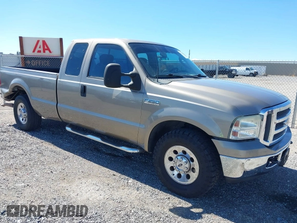 2005 Ford F-250 XL with VIN 1FTSX20565EC51367, listed as a IAAI auction lot 41723481 with 168,889 mi miles and . Bid and sale history available at DreamBid. Image 1.