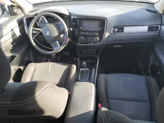 2018 Mitsubishi Outlander ES z VIN JA4AZ2A35JZ008634, wystawiony jako Copart lot #87673985 z przebiegiem 65 767 mil mil oraz Nie do naprawy • Non repairable. Historia ofert i sprzedaży dostępna na DreamBid. Obrazek 8.