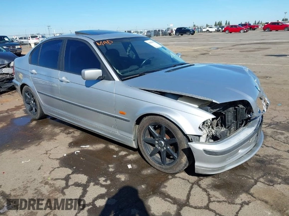 1999 BMW 3 Series 323i with VIN WBAAM3339XCD56164, listed as a IAAI auction lot 41867053 with 233,154 mi miles. Bid and sale history available at carsss.com. Image 1.