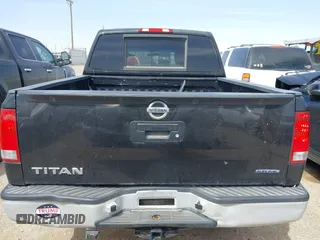 2014 Nissan Titan SV with VIN 1N6BA0EK6EN507279, listed as a IAAI auction lot 41870383 with 205,603 mi miles. Bid and sale history available at carsss.com. Image 17.