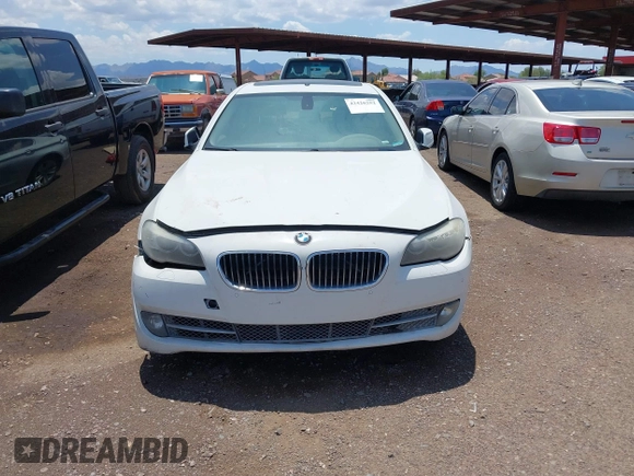 2012 BMW 5 Series 528i z VIN WBAXG5C58CDX02771, wystawiony jako IAAI lot #42426252 z przebiegiem Nie podano mil oraz . Historia ofert i sprzedaży dostępna na DreamBid. Obrazek 6.
