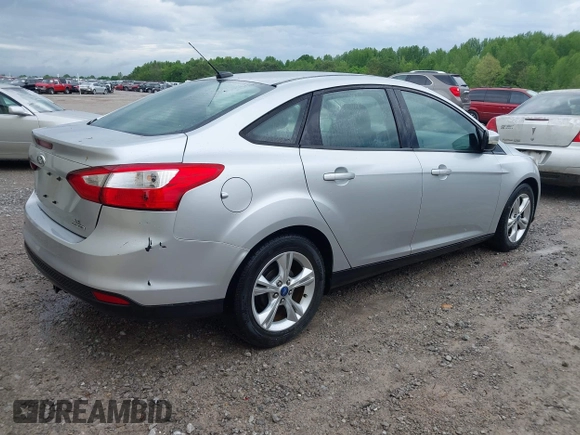 2013 Ford Focus SE with VIN 1FADP3F28DL231617, listed as a IAAI auction lot 42130146 with 63,282 mi miles. Bid and sale history available at carsss.com. Image 4.