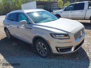2020 Lincoln Nautilus Standard with VIN 2LMPJ6J98LBL11383, listed as a IAAI auction lot 41822835 with 36,743 mi miles. Bid and sale history available at carsss.com. Image 1.