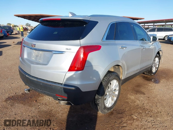 2018 Cadillac XT5 FWD with VIN 1GYKNARS9JZ226789, listed as a IAAI auction lot 41827357 with 60,469 mi miles. Bid and sale history available at carsss.com. Image 4.