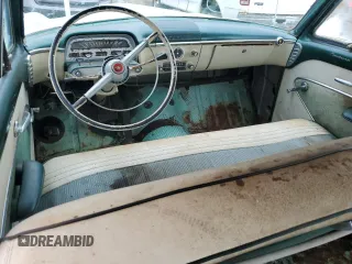 1954 Mercury Monterey z VIN 54ME85387M, wystawiony jako Copart lot #73020024 z przebiegiem 31 301 mil mil oraz Tytuł czysty. Historia ofert i sprzedaży dostępna na DreamBid. Obrazek 8.