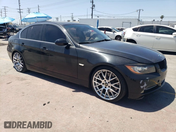2007 BMW 3 Series 335i z VIN WBAVB73577VF54567, wystawiony jako Copart lot #56411365 z przebiegiem 136 341 mil mil oraz Szkoda całkowita • Salvage title. Historia ofert i sprzedaży dostępna na DreamBid. Obrazek 4.