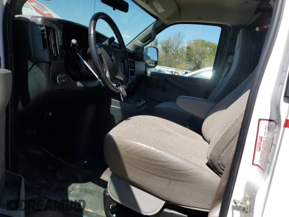 2019 Chevrolet Express Cargo Van with VIN 1GCWGAFG4K1279871, listed as a Copart auction lot 50024895 with 84,102 mi miles and Clean Title. Bid and sale history available at carsss.com. Image 7.
