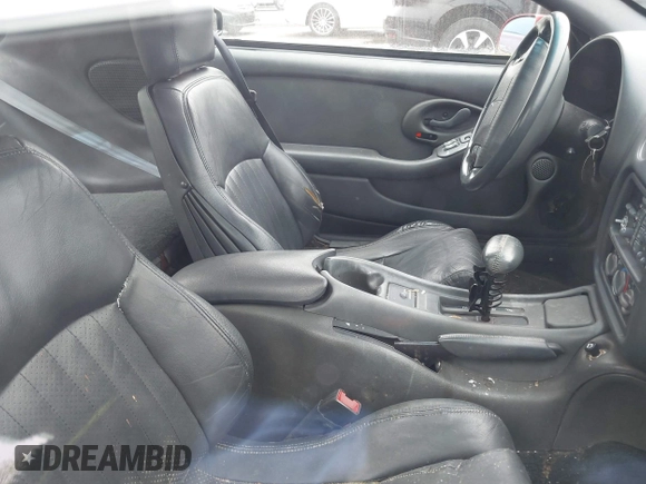 1994 Pontiac Firebird Formula z VIN 2G2FV22P2R2250731, wystawiony jako IAAI lot #42197238 z przebiegiem 97 175 mil mil oraz . Historia ofert i sprzedaży dostępna na DreamBid. Obrazek 5.