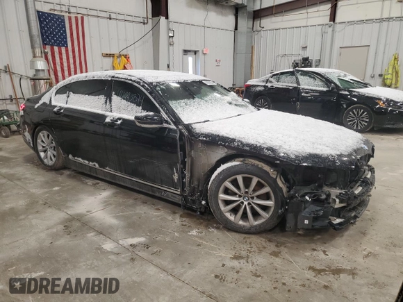 2021 BMW 7 Series 740i with VIN WBA7T2C09MCF07657, listed as a Copart auction lot 44993824 with 47,837 mi miles and Non repairable. Bid and sale history available at DreamBid. Image 4.