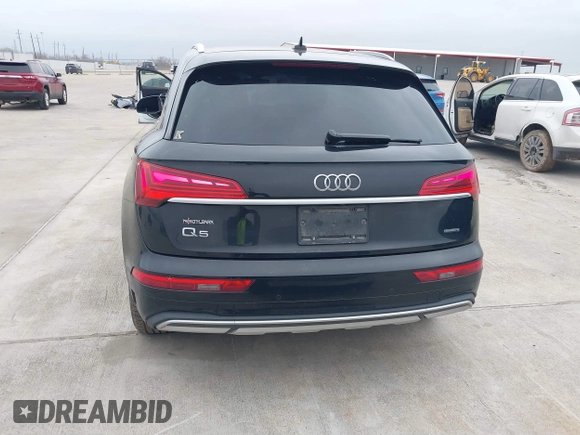 2021 Audi Q5 Premium with VIN WA1AAAFYXM2005196, listed as a IAAI auction lot 41593700 with 63,573 mi miles. Bid and sale history available at carsss.com. Image 16.
