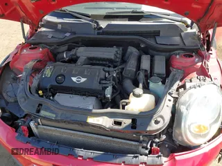 2012 MINI Hardtop with VIN WMWSU3C56CT540636, listed as a IAAI auction lot 42235949 with 118,437 mi miles and . Bid and sale history available at DreamBid. Image 10.