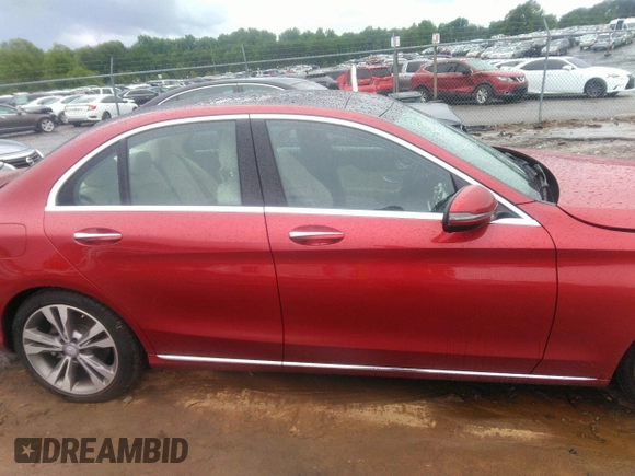 2017 Mercedes-Benz C 300 с VIN WDDWF4JB1HR236878, выставлен на аукционе IAAI как лот 42394056 с пробегом 67 243 миль миль и . История ставок и продаж доступна на DreamBid. Изображение 13.