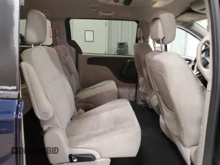 2014 Dodge Grand Caravan SXT z VIN 2C4RDGCG7ER274497, wystawiony jako Copart lot #49851495 z przebiegiem 130 309 mil mil oraz Czysty tytuł • Clean title. Historia ofert i sprzedaży dostępna na DreamBid. Obrazek 11.