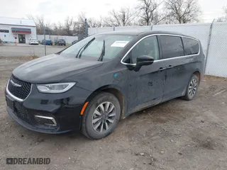2023 Chrysler Pacifica Hybrid Touring L with VIN 2C4RC1L7XPR518209, listed as a IAAI auction lot 41038104 with 35,969 mi miles. Bid and sale history available at carsss.com. Image 17.