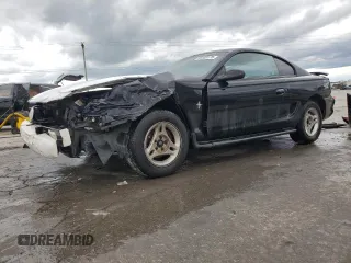 1997 Ford Mustang z VIN 1FALP4049VF169429, wystawiony jako Copart lot #59153175 z przebiegiem 134 454 mil mil oraz Szkoda całkowita • Salvage title. Historia ofert i sprzedaży dostępna na DreamBid. Obrazek 1.