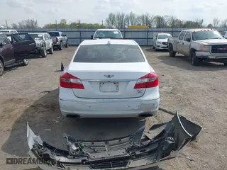 2014 Hyundai Genesis 3.8L with VIN KMHGC4DD4EU265736, listed as a IAAI auction lot 41893568 with 186,905 mi miles. Bid and sale history available at carsss.com. Image 17.