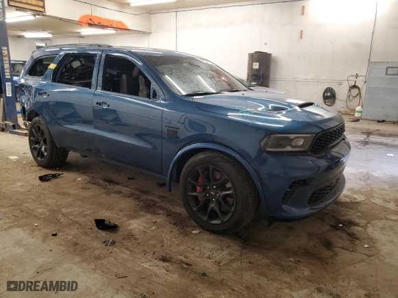 2024 Dodge Durango R/T Plus with VIN 1C4SDJCT8RC127051, listed as a Copart auction lot 86979404 with 6,358 mi miles and Salvage Title. Bid and sale history available at carsss.com. Image 4.