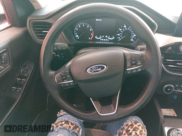 2020 Ford Escape SE z VIN 1FMCU9G68LUB45067, wystawiony jako IAAI lot #42575848 z przebiegiem 68 313 mil mil oraz . Historia ofert i sprzedaży dostępna na DreamBid. Obrazek 18.