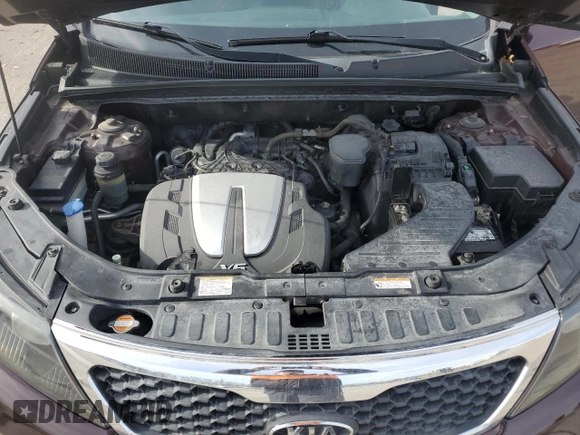 2011 Kia Sorento LX with VIN 5XYKT4A21BG085645, listed as a Copart auction lot 50027135 with Not Provided miles and Clean Title. Bid and sale history available at DreamBid. Image 12.
