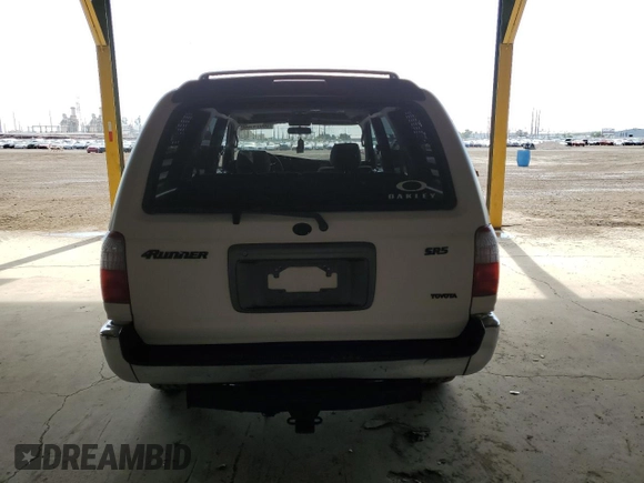 2000 Toyota 4Runner SR5 z VIN JT3GN86R9Y0169700, wystawiony jako Copart lot #56574135 z przebiegiem 197 734 mil mil oraz Szkoda całkowita • Salvage title. Historia ofert i sprzedaży dostępna na DreamBid. Obrazek 6.