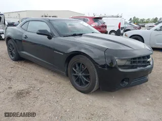2013 Chevrolet Camaro LS with VIN 2G1FA1E34D9231634, listed as a IAAI auction lot 41945267 with 148,275 mi miles. Bid and sale history available at carsss.com. Image 1.