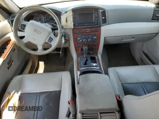 2005 Jeep Grand Cherokee Limited with VIN 1J4HR58285C531359, listed as a Copart auction lot 70271034 with 183,060 mi miles and Salvage Title. Bid and sale history available at carsss.com. Image 8.
