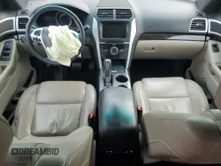 2013 Ford Explorer Limited z VIN 1FM5K7F89DGC20476, wystawiony jako Copart lot #54305445 z przebiegiem 149 716 mil mil oraz Szkoda całkowita • Salvage title. Historia ofert i sprzedaży dostępna na DreamBid. Obrazek 8.