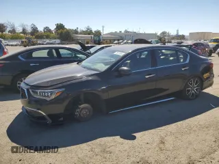 2018 Acura RLX Sport Hybrid w/Advance Pkg with VIN JH4KC2F94JC000650, listed as a Copart auction lot 70973344 with 0 mi miles and Salvage Title. Bid and sale history available at carsss.com. Image 1.