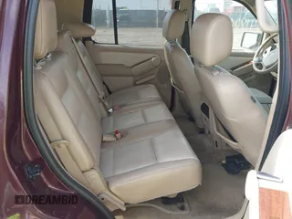 2006 Ford Explorer Eddie Bauer z VIN 1FMEU64886UB29470, wystawiony jako IAAI lot #41820521 z przebiegiem 241 002 mil mil oraz . Historia ofert i sprzedaży dostępna na DreamBid. Obrazek 8.