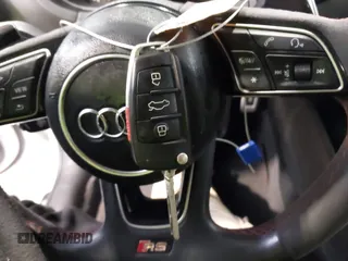 2019 Audi RS 3 z VIN WUABWGFF2KA900300, wystawiony jako IAAI lot #41553334 z przebiegiem 46 004 mil mil oraz . Historia ofert i sprzedaży dostępna na DreamBid. Obrazek 11.