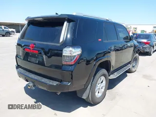 2014 Toyota 4Runner SR5 z VIN JTEZU5JR7E5077539, wystawiony jako IAAI lot #41851723 z przebiegiem 180 388 mil mil oraz . Historia ofert i sprzedaży dostępna na DreamBid. Obrazek 4.