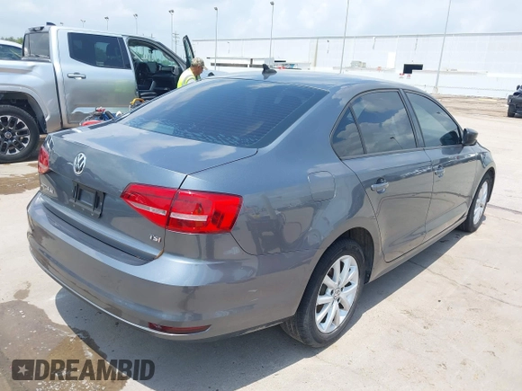 2015 Volkswagen Jetta SE with VIN 3VWD17AJ7FM286172, listed as a IAAI auction lot 42115737 with 113,836 mi miles and . Bid and sale history available at DreamBid. Image 4.