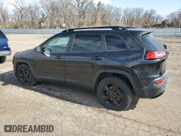 2016 Jeep Cherokee Altitude z VIN 1C4PJMCB2GW226239, wystawiony jako Copart lot #49148514 z przebiegiem 167 098 mil mil oraz Szkoda całkowita • Salvage title. Historia ofert i sprzedaży dostępna na DreamBid. Obrazek 2.
