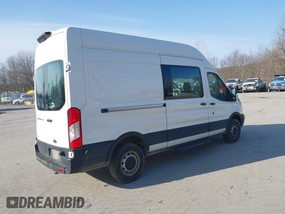 2019 Ford Transit with VIN 1FTBW2XGXKKB14763, listed as a IAAI auction lot 41797636 with 58,122 mi miles and . Bid and sale history available at DreamBid. Image 4.