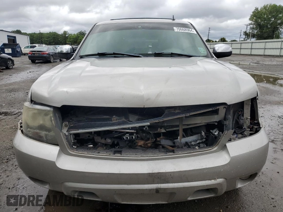 2008 Chevrolet Suburban LTZ with VIN 3GNFK16398G150750, listed as a Copart auction lot 70668964 with 281,440 mi miles and Salvage Title. Bid and sale history available at carsss.com. Image 5.