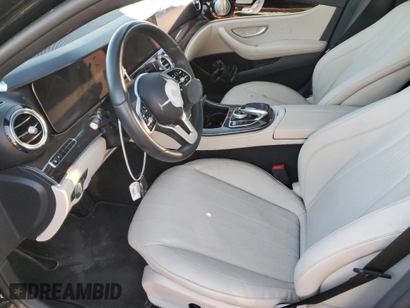2020 Mercedes-Benz E-Class E 350 with VIN W1KZF8DB4LA825382, listed as a Copart auction lot 70444742 with 30,911 mi miles. Bid and sale history available at carsss.com. Image 7.