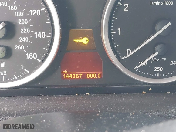 2011 BMW X6 35i with VIN 5UXFG2C58BLX07890, listed as a IAAI auction lot 42067800 with 144,367 mi miles. Bid and sale history available at carsss.com. Image 15.