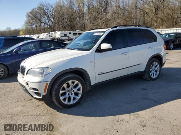 2013 BMW X5 xDrive35i with VIN 5UXZV4C57D0B19629, listed as a Copart auction lot 52583055 with 169,580 mi miles and Clean Title. Bid and sale history available at carsss.com. Image 1.