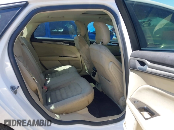 2014 Ford Fusion SE with VIN 1FA6P0H74E5384033, listed as a IAAI auction lot 41973706 with 187,988 mi miles. Bid and sale history available at carsss.com. Image 8.