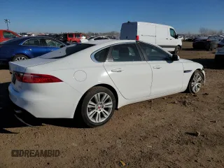 2017 Jaguar XF 35t Premium with VIN SAJBJ4BV1HCY30830, listed as a Copart auction lot 83018134 with 86,534 mi miles and Salvage Title. Bid and sale history available at carsss.com. Image 3.