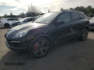 2012 Porsche Cayenne Turbo z VIN WP1AC2A27CLA81085, wystawiony jako Copart lot #85817344 z przebiegiem 109 441 mil mil oraz Szkoda całkowita • Salvage title. Historia ofert i sprzedaży dostępna na DreamBid. Obrazek 1.