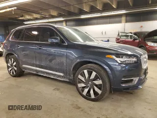2023 Volvo XC90 Ultimate Bright Theme with VIN YV4H60CA3P1982808, listed as a Copart auction lot 43246825 with 23,727 mi miles and Salvage title. Bid and sale history available at DreamBid. Image 4.